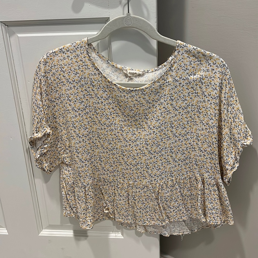 Pretty Altard state too size XS yellow flowers